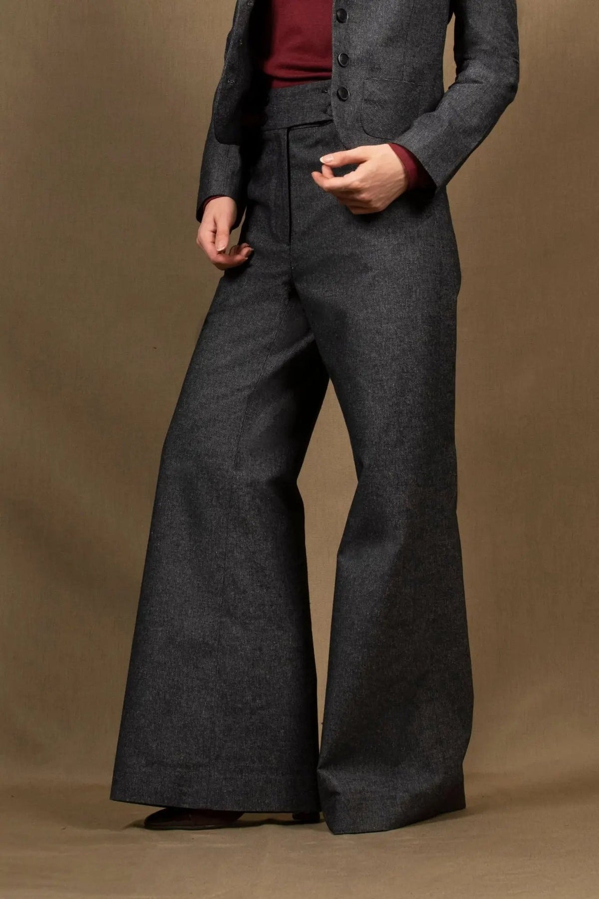 Pantalon Femme Coupe Flare Bleu Jean – Certitude - My Tailor is Joh - Made in France